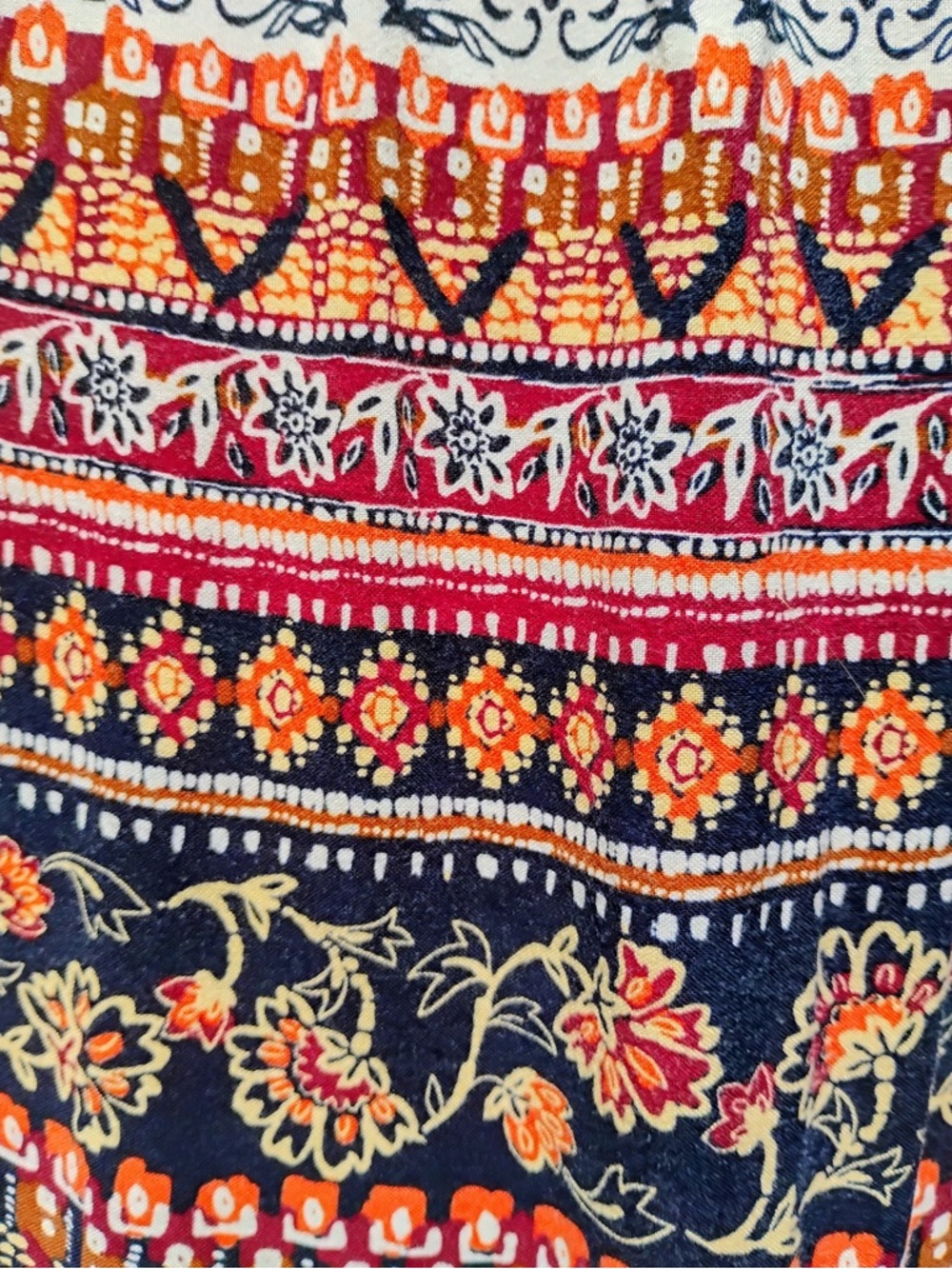 Multicolor Patterned Dress - Picture 4 of 8